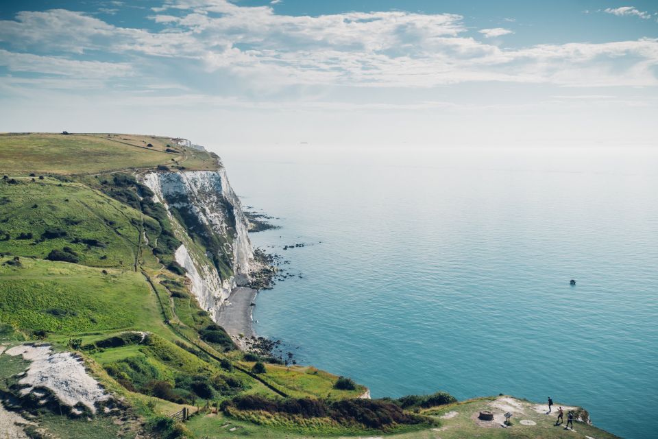 From London: Dover Castle and White Cliffs Tour by Car - Tour Experience