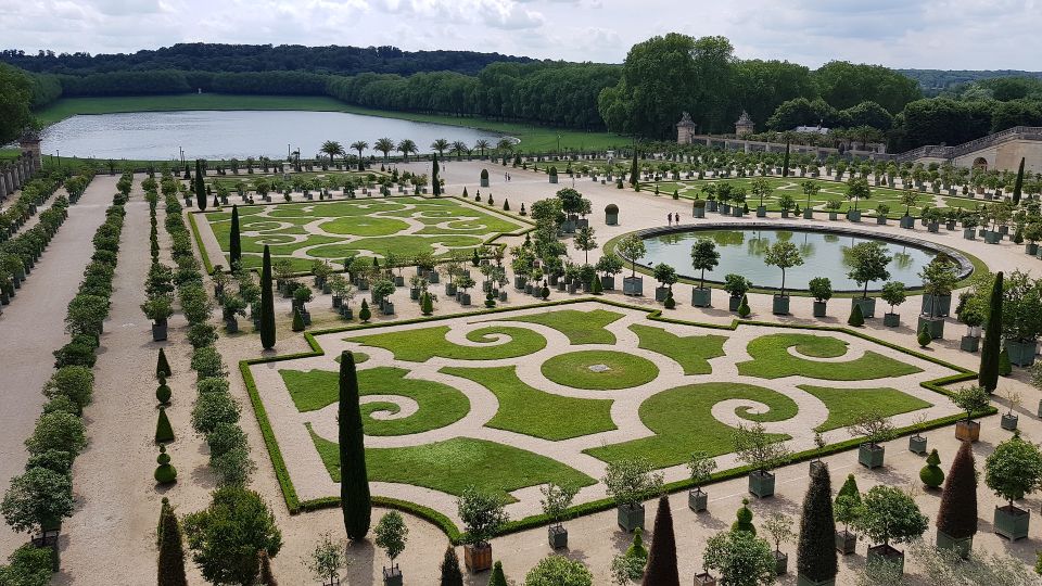 From Paris: Versailles Palace and Gardens Guided Experience - Itinerary