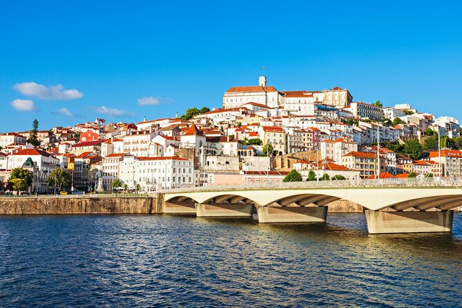 From Porto: Private Transfer to Lisbon With Coimbra & Fatima - Visiting Coimbra