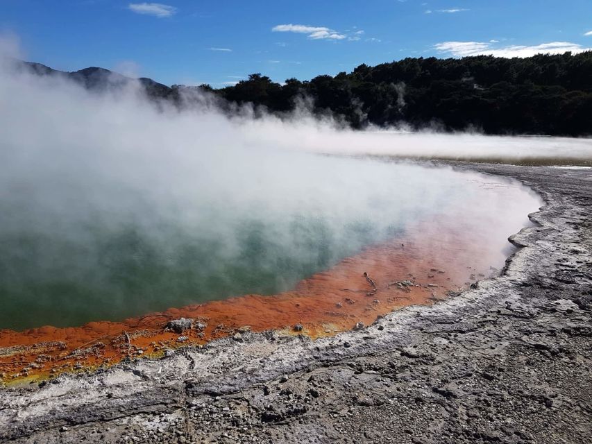 From Rotorua: Wai-O-Tapu, Waimangu and Te Puia Full-Day Tour - Tour Highlights