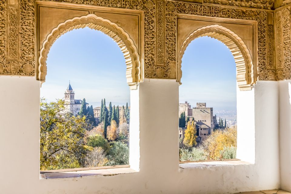 Granada: Alhambra Gardens, Generalife & Alcazaba Guided Tour - Important Information