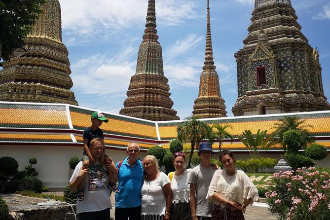 Half Day Bangkok Instagram Spots & Temples Tour - Temple Exploration