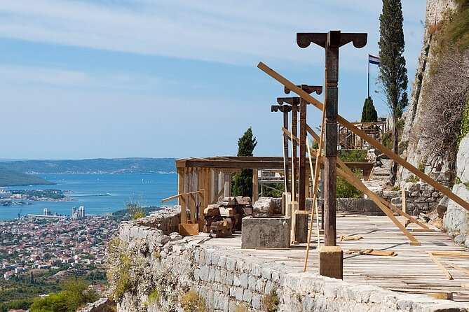 Klis Fortress Half-Day Guided Tour With Lunch From Split - Expert Guided Tour