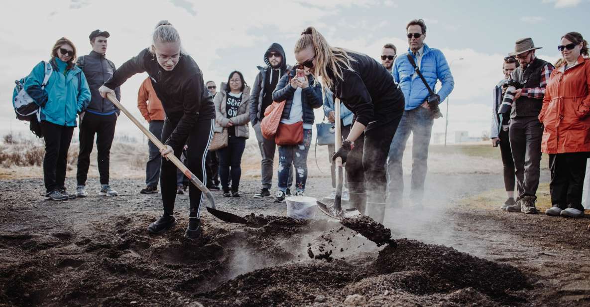 Laugarvatn Fontana: Geothermal Bread-Baking Experience - Experience Highlights