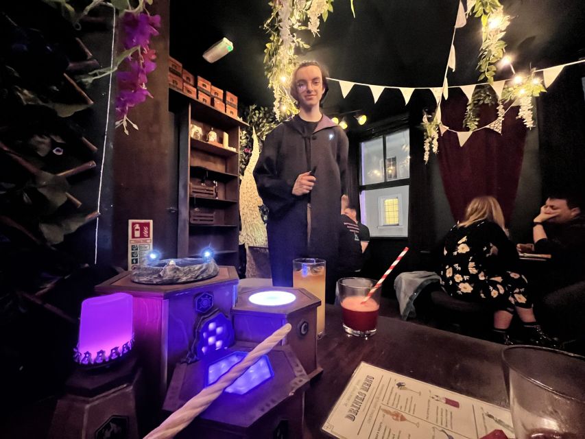 London: Harry Potter Tour With a Magical Potion Class - Pricing and Inclusions