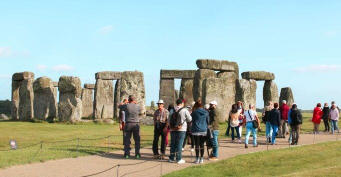 London: Stonehenge, Windsor, and Bath Day Trip by Bus - Customer Reviews