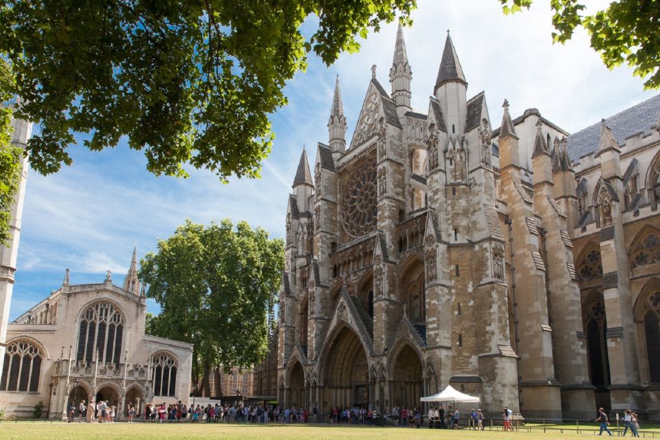 London: Westminster Abbey & Changing of the Guard Tour - Meeting Point