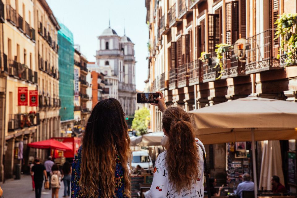 Madrid: Private Tour W/ Locals – Highlights and Hidden Gems - Important Information