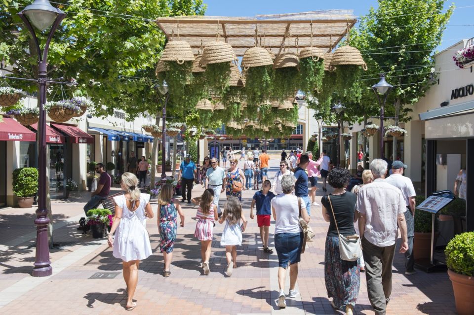 Mallorca: Fashion Outlet Shopping Excursion by Bus - Excursion Inclusions