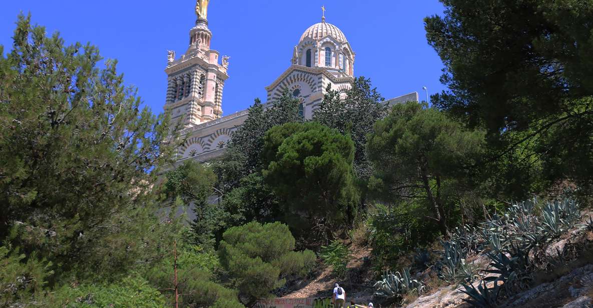 Marseille: Urban Hiking Tour With a Local Guide - Experience