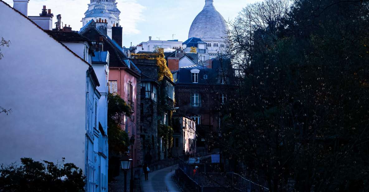 Montmartre: Semi Private Guided Stroll in Bohemian Paris - Activity Details