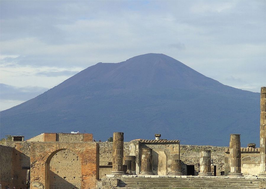 Naples: One-Way Trf From/To Amalfi Coast With Pompeii Stop - Inclusions