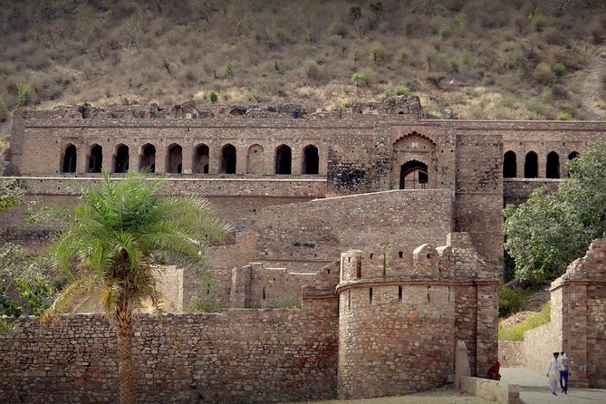 One Day Guided Chand Baori (Step Well) & Bhangarh by Cab - Booking Process