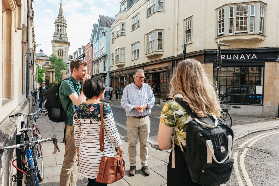 Oxford: University and City Walking Tour - Directions