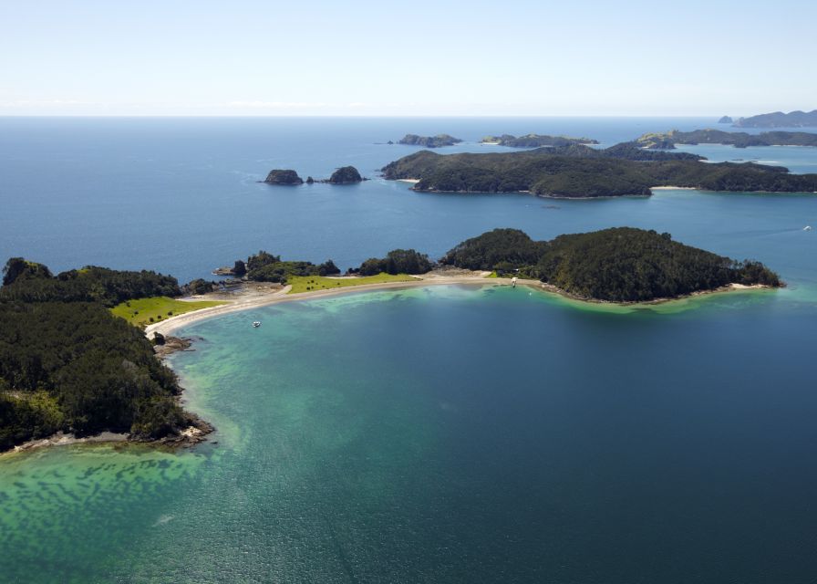 Paihia/Russell: Hole in the Rock Cruise With 2 Island Stops - Full Details of the Boat Tour