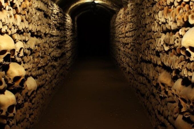 Paris: Catacombs Entry Ticket, Audio Guide, and River Cruise - Full Description