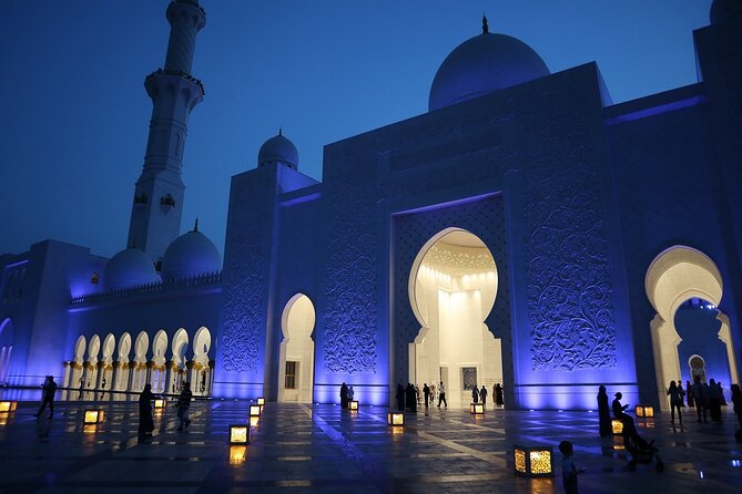 Private Guided Walking Tour of Abu Dhabi Highlights - Small Group Ideal