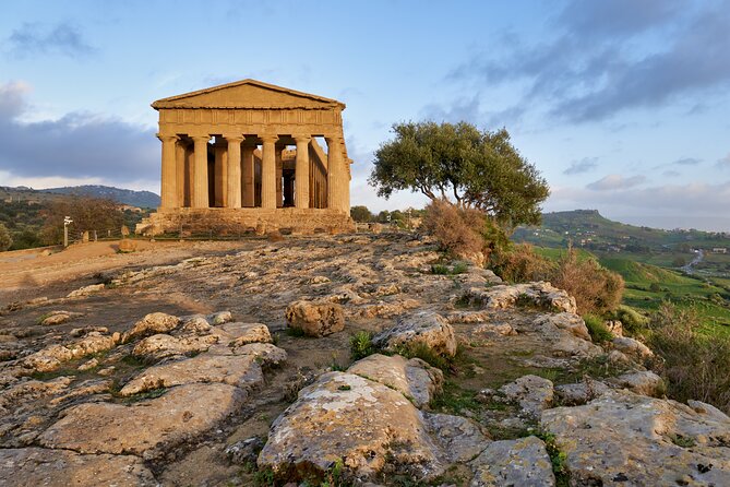 Private Tour of the Valley of the Temples and Kolymbethra in Sicily - Meeting and Pickup Details