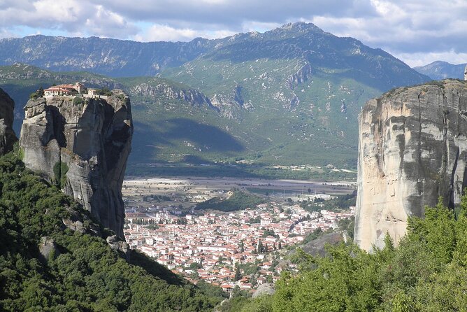 Private Tour to Monasteries of Meteora & Thermopylae From Athens - Last Words