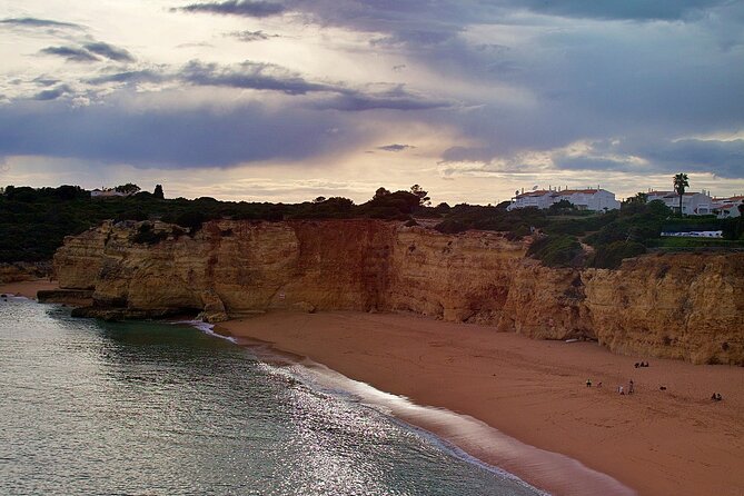 Private Transfer From Lisbon to Albufeira-2 Hours for Sightseeing - Preferred Sightseeing Stops