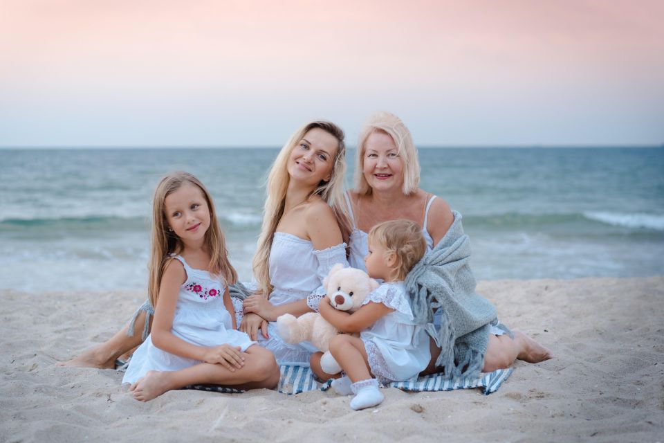 Professional Photoshoot for Families at Burleigh Beach - Common questions