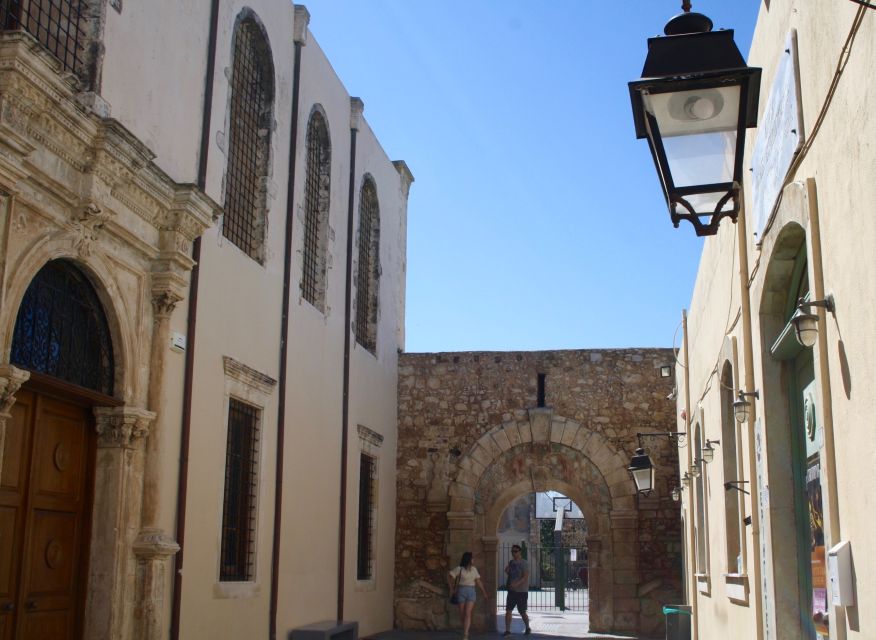 Rethymno: Private Old Town Highlights Tour With Street Food - Culinary Experience