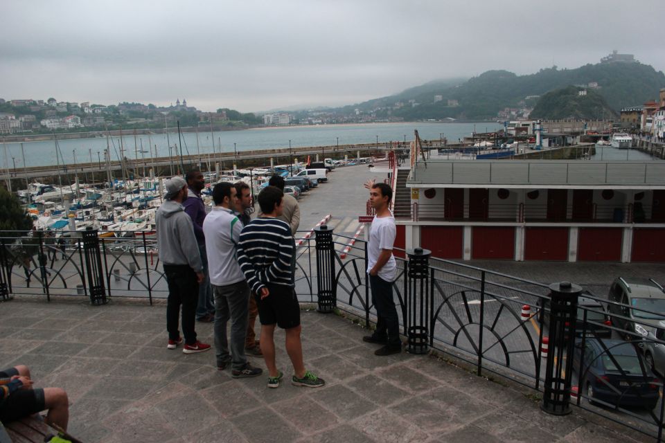 San Sebastian: Guided Walking Tour With Pintxo and Drink - Customer Reviews