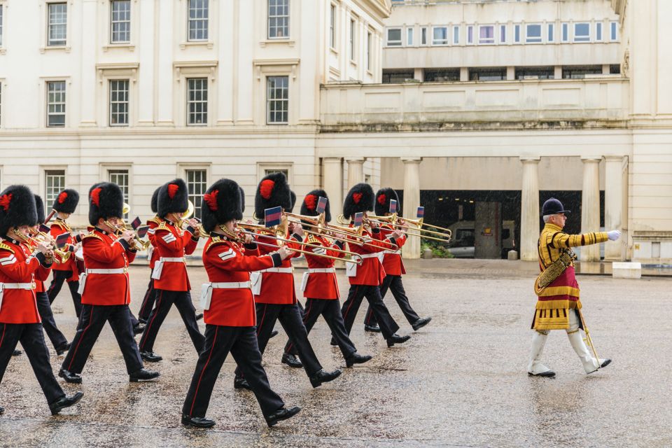 Skip the Line Westminster Abbey & Guard Change - Meeting Point Details