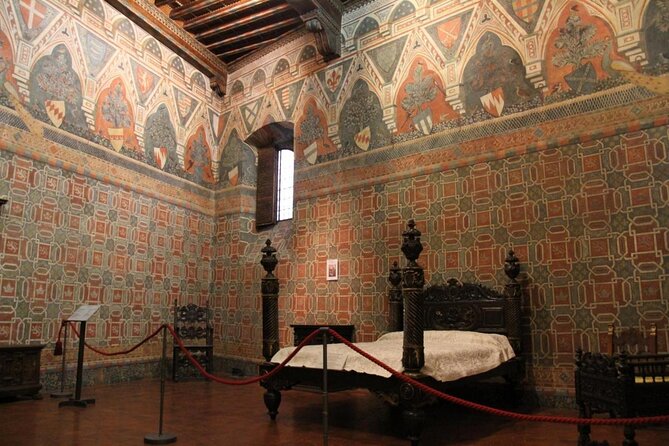 The Florentine House of the 14th Century: 1 Hour Tour in the Renaissance Life - Aristocratic Life Experience