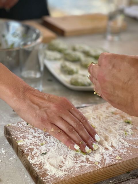 Traditionell Cooking Class in Wood Oven - Duration: 3 Hours