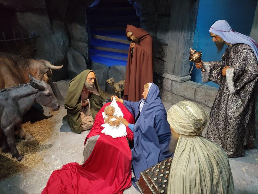 Wax Museum Wonders: Exploring the Mysteries of Lourdes - Museum Description