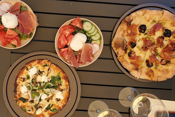 Willamette Valley Pinot Noir & Wood Fired Pizza Pairing Tour - Insights From Local Tour Guides