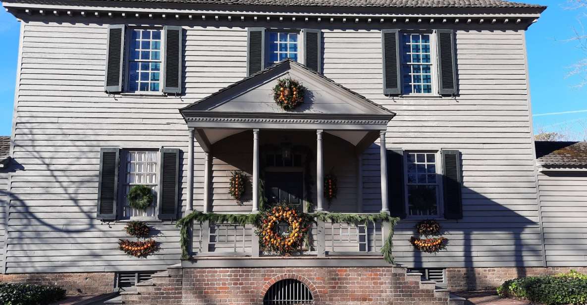 Williamsburg: Christmastime in Virginia Walking Tour - Inclusions