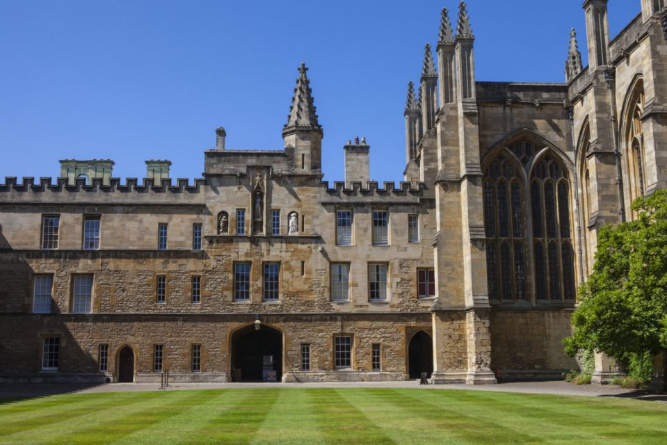 Wizarding Oxford Tour: Follow in Harry Potter's Footsteps - Experience Magic