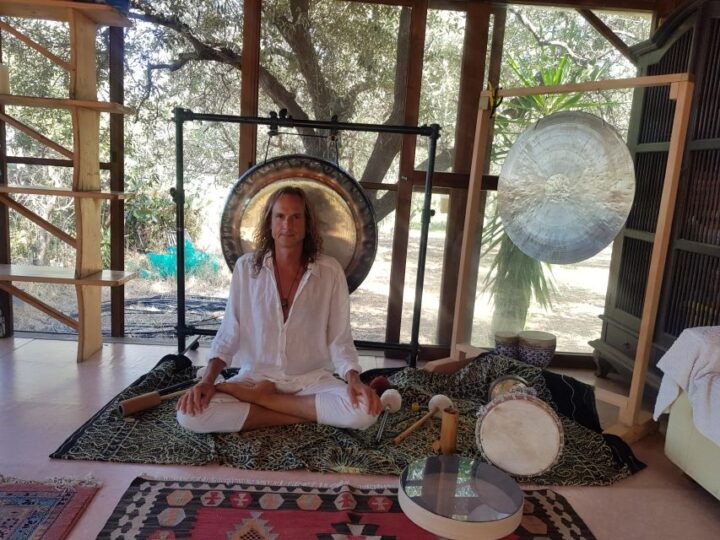 4 Days Sound Healings at Energetic Power Spots in Sardinia - Key Points