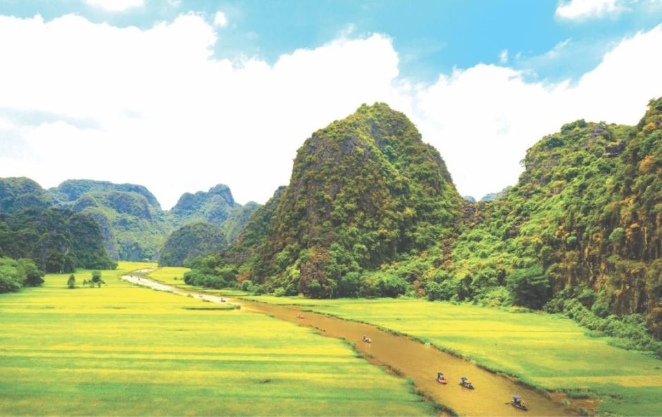 1-Day Hanoi - Hoa Lu - Tam Coc - Mua Cave - Cycling - Bus - Pickup Details and Times