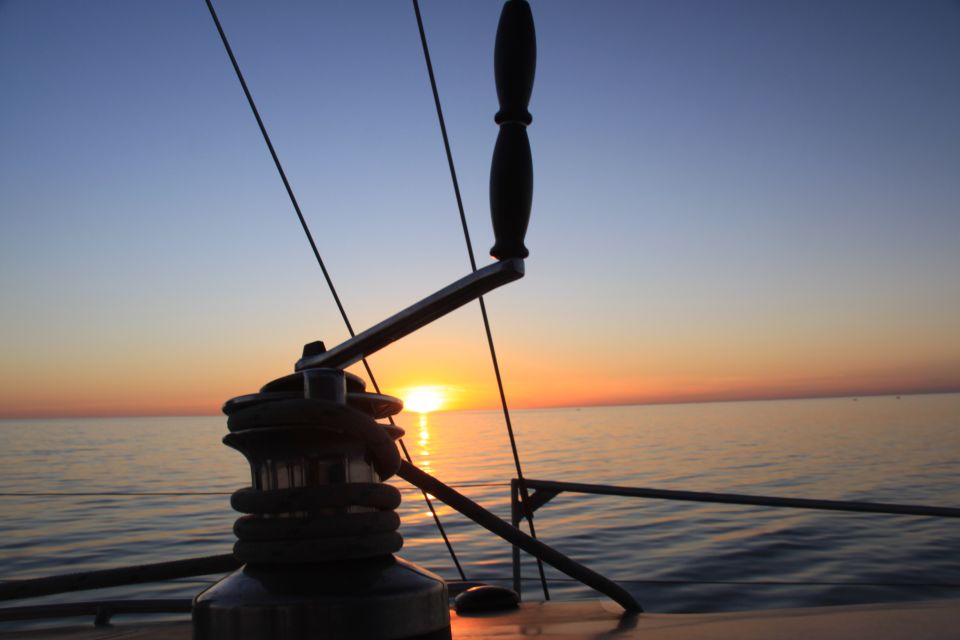 Adelaide: Glenelg Twilight Catamaran Cruise With Drink - Booking Information