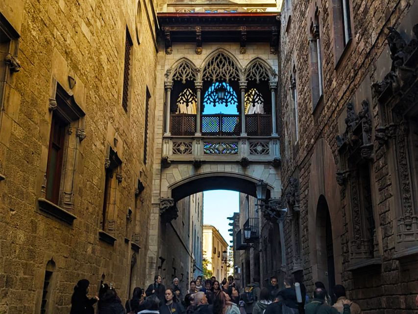 Barcelona: Old Town Private Walking Tour of Past and Present - Booking Details and Flexibility