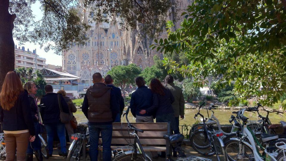 Barcelona: Small Group or Private Bike Tour - Common questions