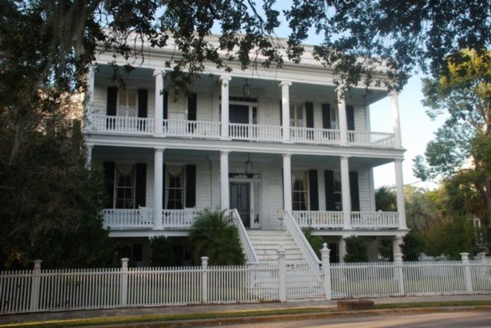 Beaufort: Pat Conroy's Beaufort Tour by Golf Cart - Tour Highlights