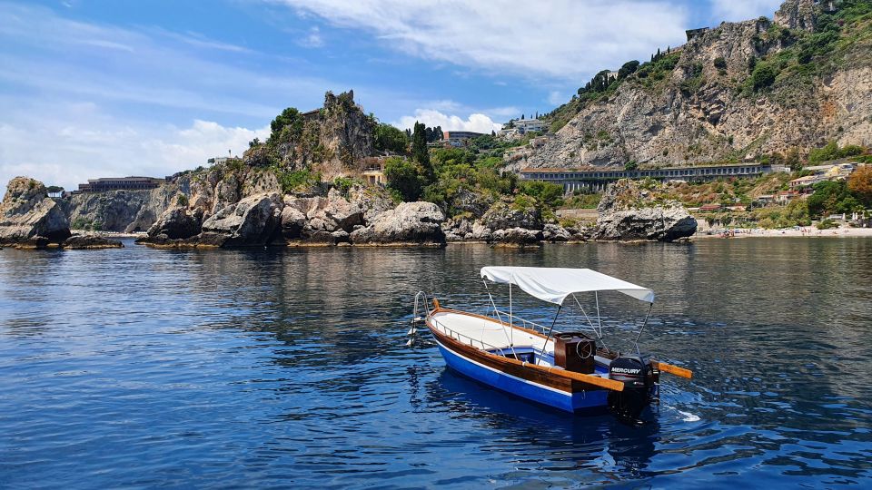 BOAT TOUR FROM TAORMINA & SNORKELING HALF-DAY - Inclusions in the Experience Package