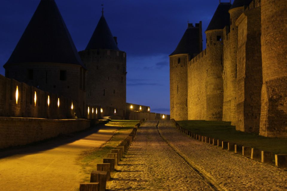 Carcassonne: Highlights Self-Guided Scavenger Hunt & Tour - Inclusions