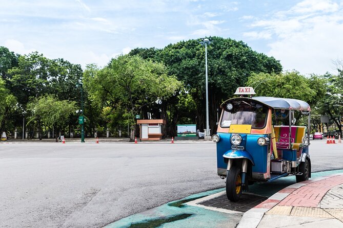 Chinatown Michelin Food Adventure in Bangkok by Tuk Tuk Tour - Safety Measures