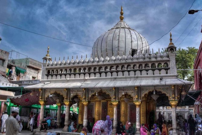 Delhi: Guided Tour of Diverse Indian Culture/Temples by Car - Transportation Details