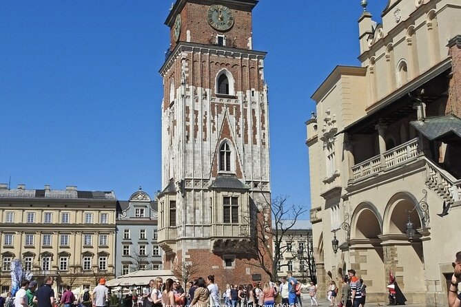 Explore Krakow in a Day: Private Full-Day Walking Tour - Must-See Landmarks in Krakow