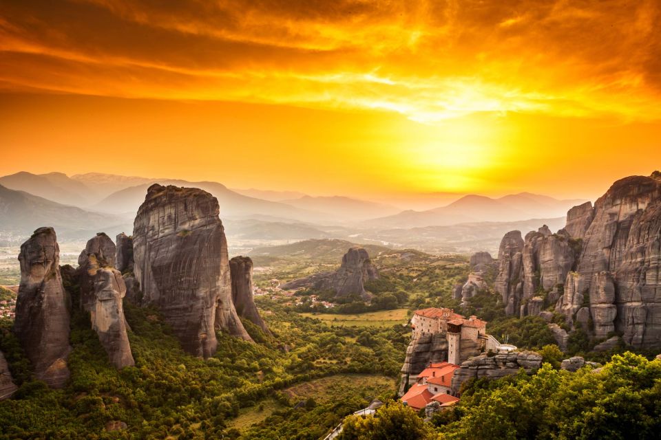 From Athens: Meteora Day Trip by Bus With Optional Lunch - Inclusions