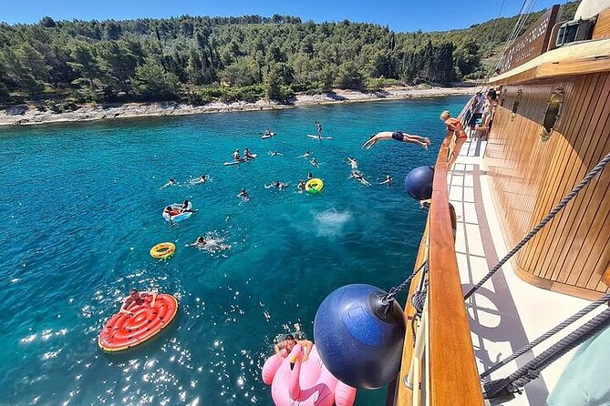 Full Day Swimming and Snorkeling Tour With Lunch in Split - Cancellation Policy