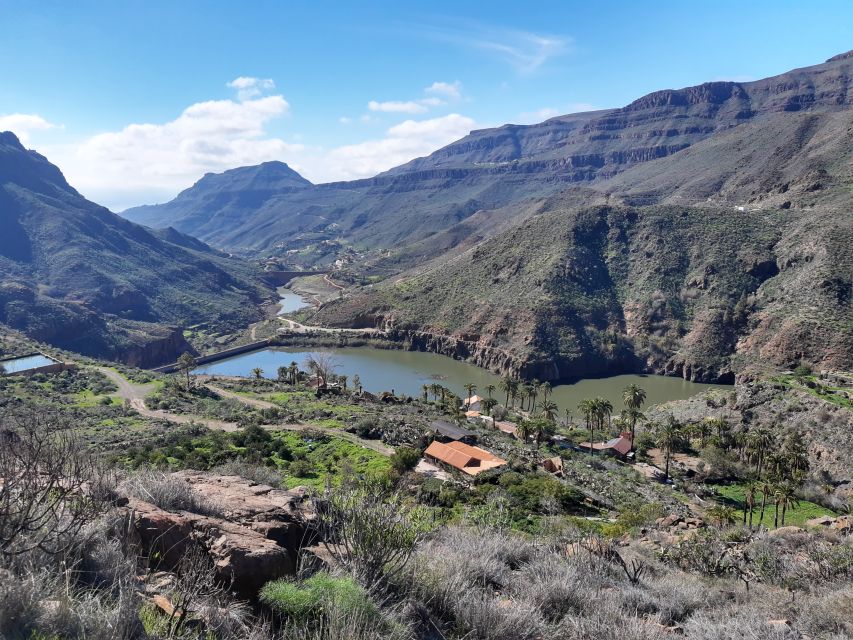 Gran Canaria: Full-Day Guided Hiking With Snacks - Guide Qualities