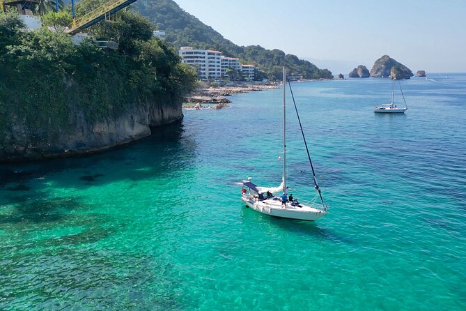 Half Day Private Cruise in Puerto Vallarta With Snorkeling - Crew and Guide Experience