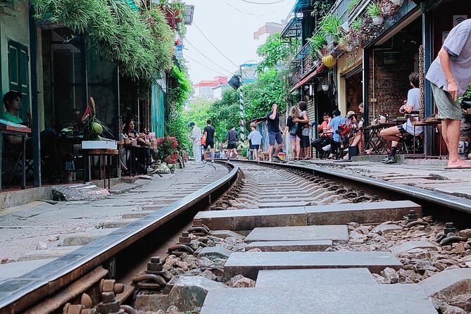 Hanoi City Tour and Drinking Beside Railway- Group Tour - Reviews and Ratings